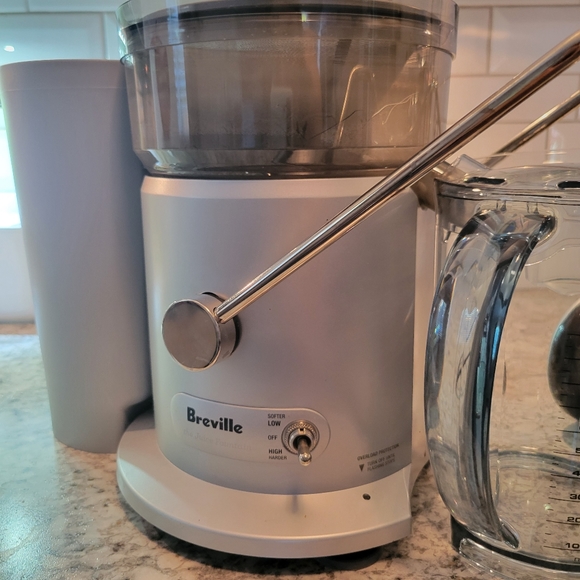Breville centrifugal juicer - Picture 3 of 9